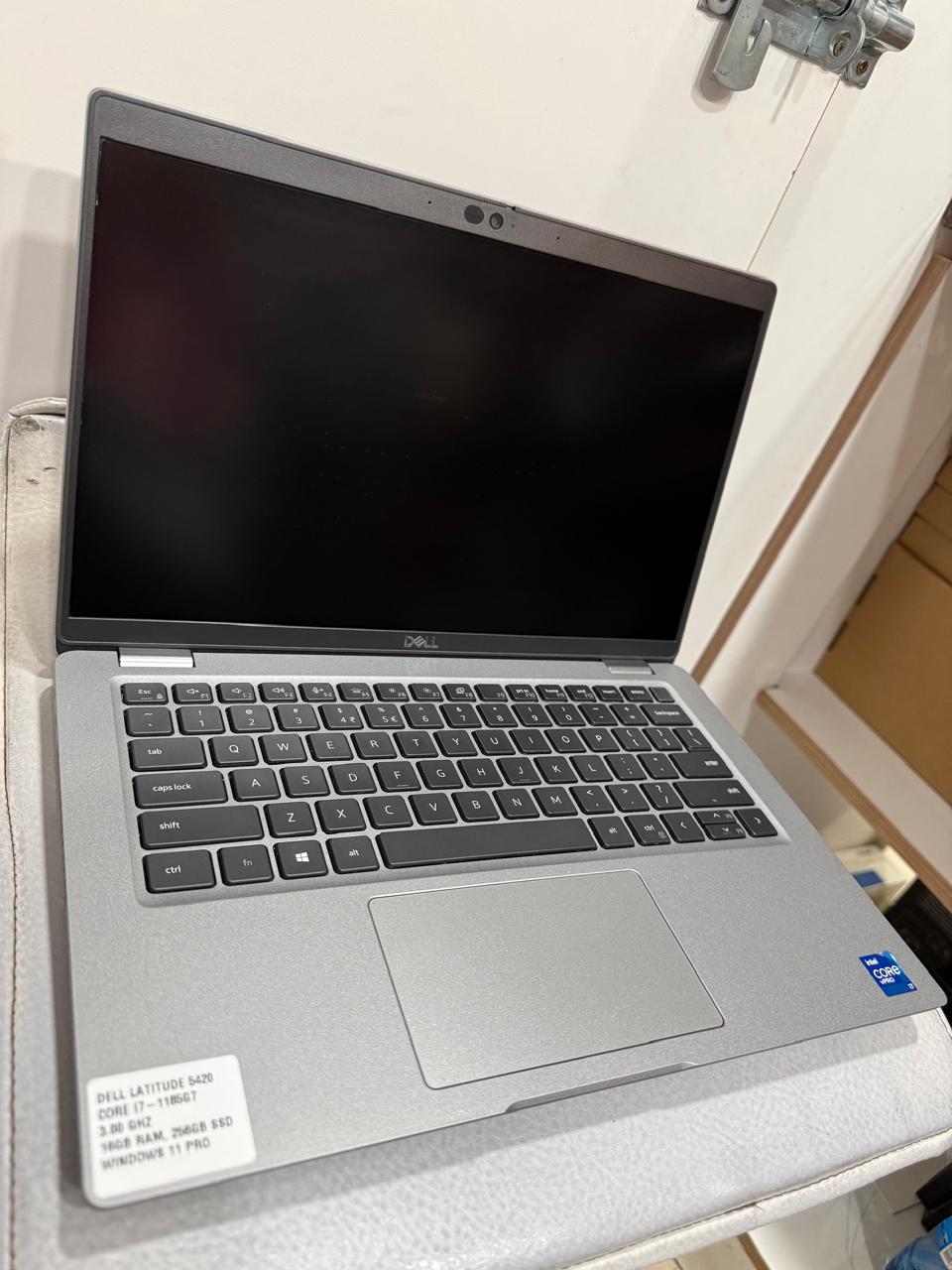 Dell Latitude 5420 14" FHD Core i7-1185G7 16GB RAM 256GB SSD – Certified Pre-Owned