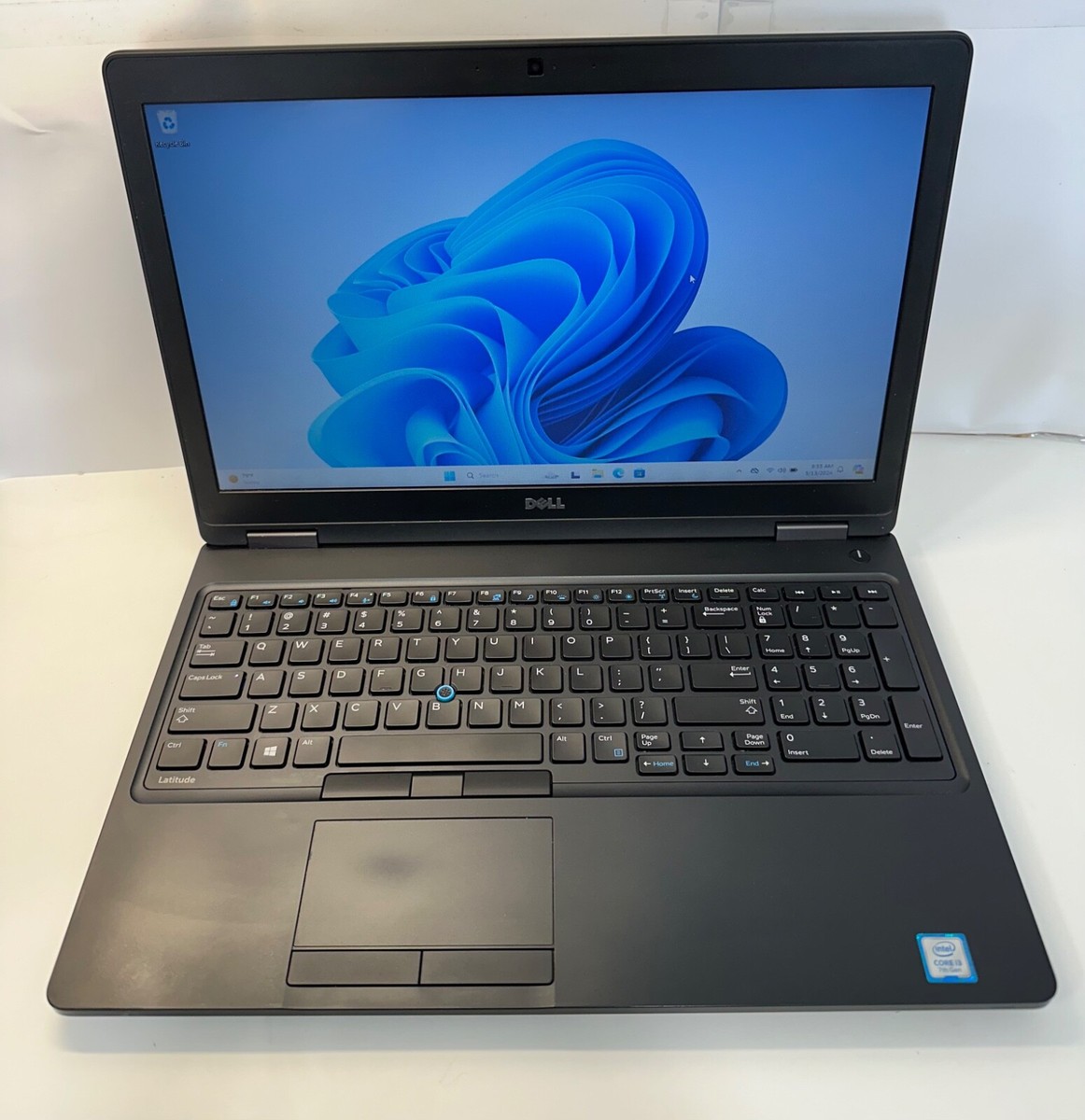 Dell Precision 3520, Intel i7, 7th Gen Laptop 16GB Ram 512GB SSD Certified Refurbished.